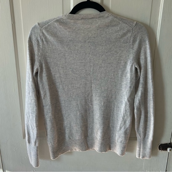 100% Cashmere Gray Everlane Crewneck - Picture 5 of 5